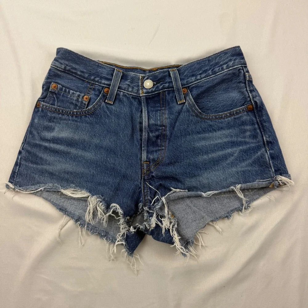 Levi's 501 Original Cut Off Shorts Womens 24 Blue Denim High Rise Button FlyREAD